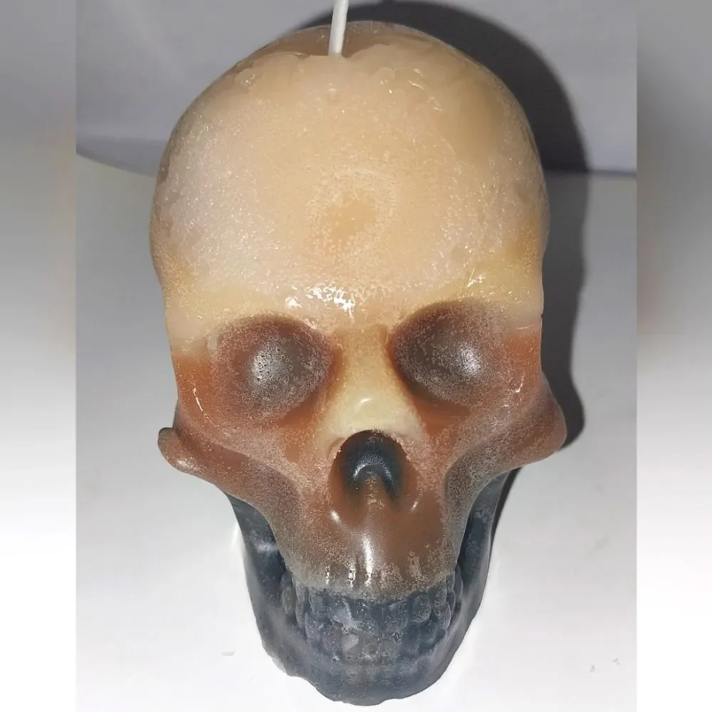 Hand crafted limited edition from our raging skull candle collection